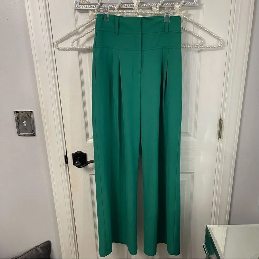 Gabrielle Union NY&CO Green Pants
